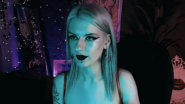 Noah_ElmerX élő XXX-chatje