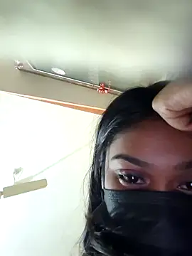 Roohbabe Show in webcam