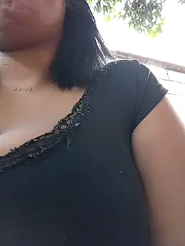 Chat XXX en directo de lia_mariana