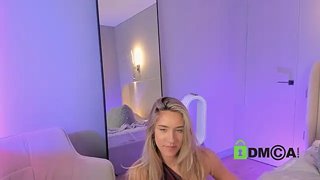 Wallflowerrn Live XXX chat