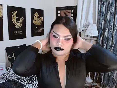 Show de TSbrianaHugeCock na webcam