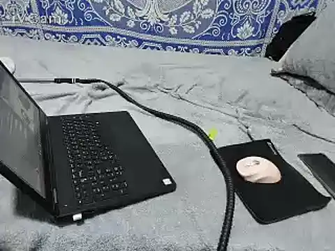 Show de yazin19 na webcam