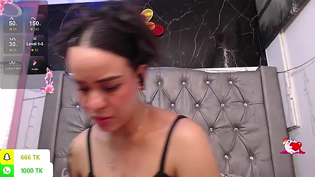 LAILAGUMMYn Live XXX chat