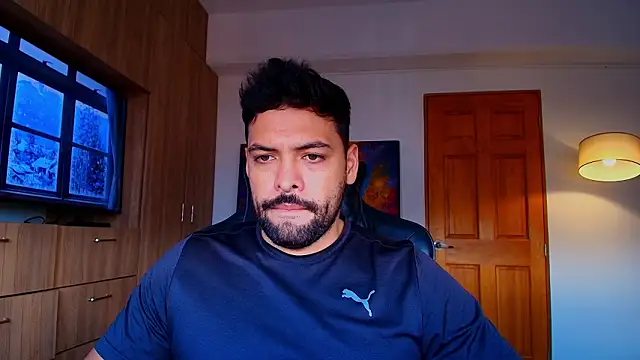 XXX chat uživo modela jerome_vcv