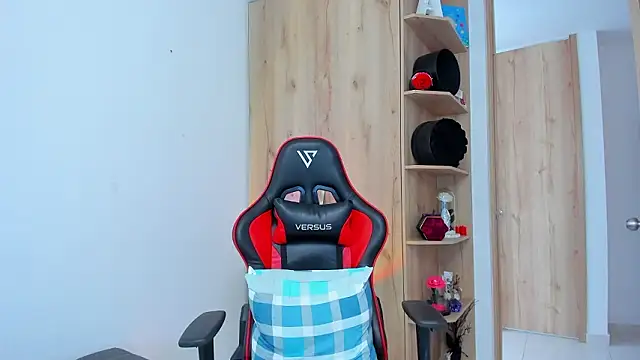 _amanda_seyfried19 Adlı Modelin Canlı XXX Sohbeti