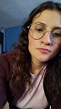 دردشة lindasyt الجنسية المباشرة