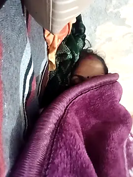 Hasmi_hot09's Webcam Show