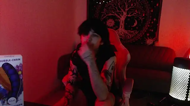 CrimsonVampCouple: διαδικτυακό σόου στην κάμερα