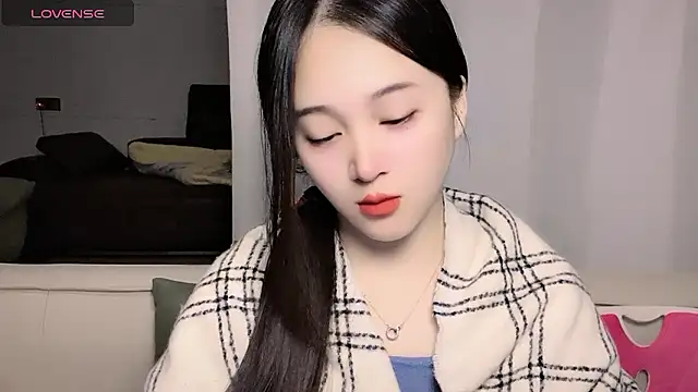 woaiqinqin – Naživo XXX chat