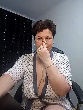 Chat XXX en directo de EllaLove2277