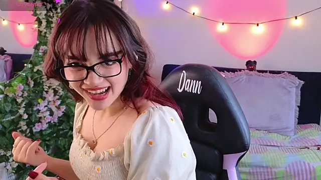 Chat XXX en directo de Mia_Haruno