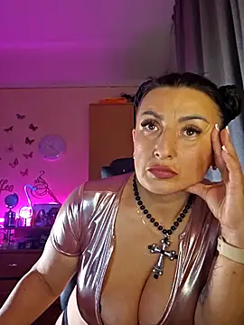 Hotangel75's Live XXX Chat