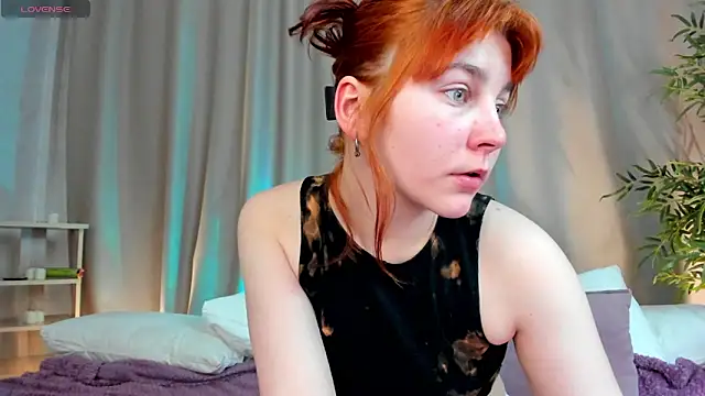 Rene_Shine live XXX chat