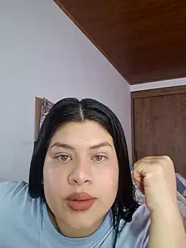 adhara-walk 现场XXX聊天