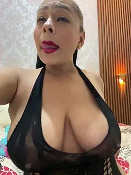 sofia_xxx02 现场XXX聊天