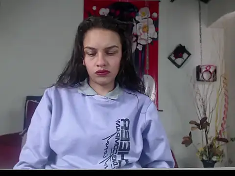 Skylovershot: онлайн-секс-чат