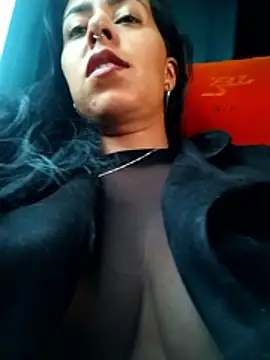 Luianna's Live XXX Chat