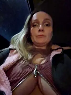 Bondgirl_013n Live XXX chat