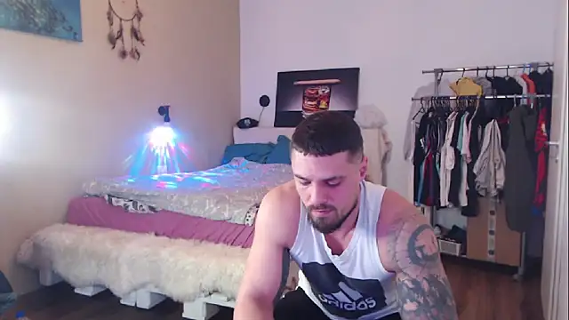 Tiberius_hunkのウェブカメラショー