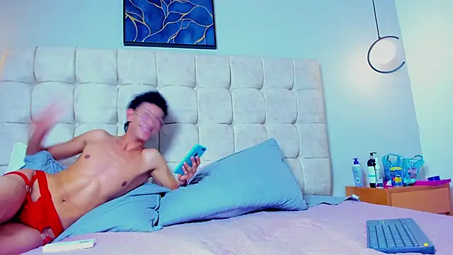 عرض كام twink_royale18