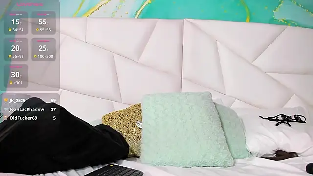 bbyalexxxa élő XXX-chatje