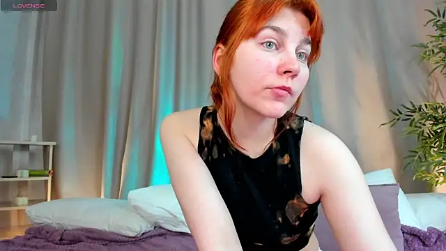 Rene_Shine live XXX chat