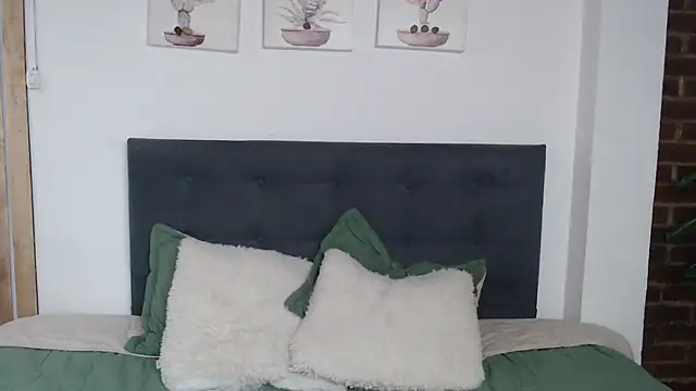 Czat XXX na żywo – Andrea_secret_