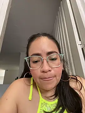 alisbloom 现场XXX聊天