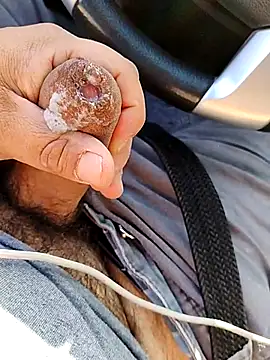 daringprince: διαδικτυακό σόου στην κάμερα