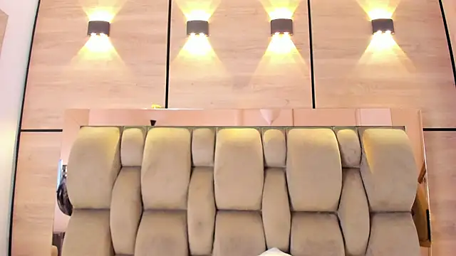 Sembang XXX Secara Langsung karol_lewiss