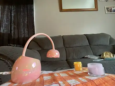 JizzyJazzunleashed: онлайн-секс-чат