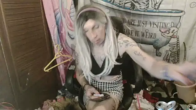 Ombeline1: απευθείας συνομιλία ΧΧΧ