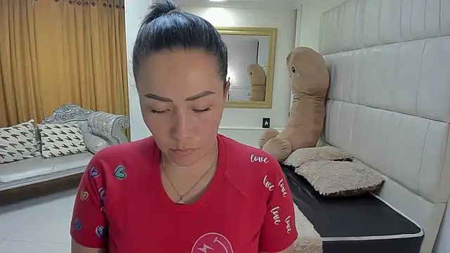 gaby_trent: онлайн-секс-чат