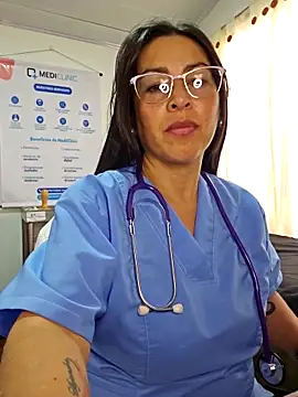 JustSamantha_ 即時 XXX 聊天