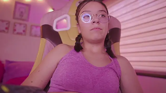 دردشة milly_kenner الجنسية المباشرة