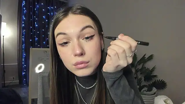 Chat +18 de luna_lust_212 ao vivo