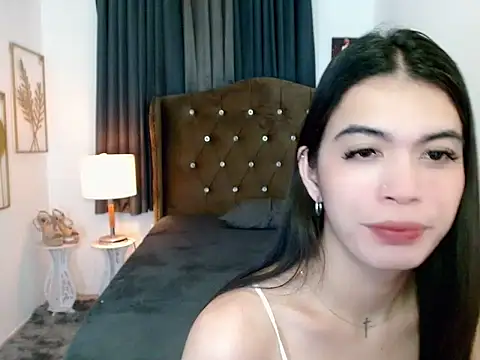 Show Webcam de hollyyumiloove