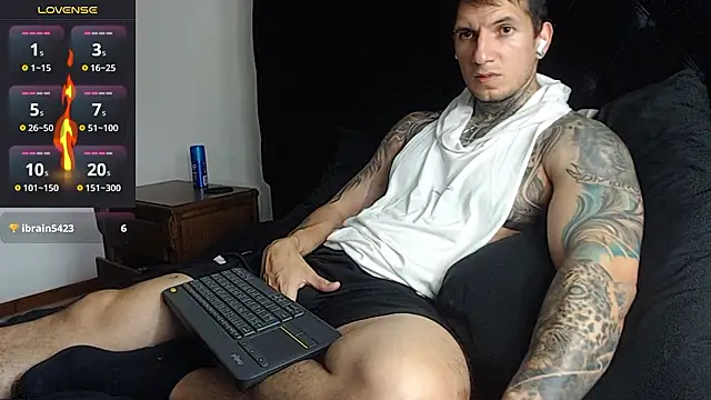 Shane_Clay 现场XXX聊天