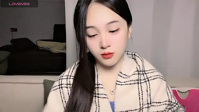 woaiqinqin Adlı Modelin Canlı XXX Sohbeti