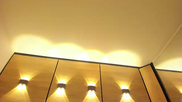 karol_lewiss' Live XXX Chat