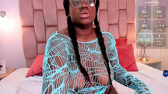 Chatroom XXX en direct de liarosee11