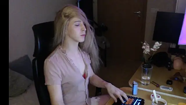 Živý XXX chat Pearl_Inferno