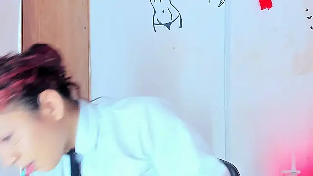 Czat XXX na żywo – Emily_Coper18