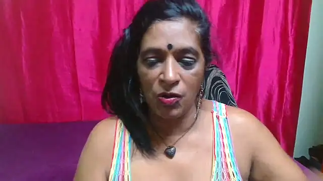 INDIANFUSIONのライブXXXチャット