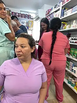 kandalove Adlı Modelin Canlı XXX Sohbeti