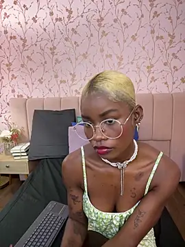 amber-hilln Live XXX chat