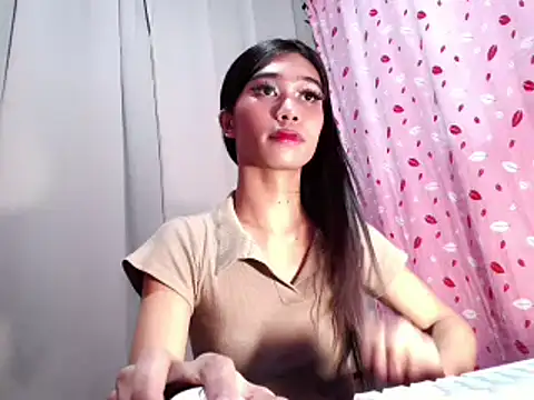 JASMINE_BIGCOCK: διαδικτυακό σόου στην κάμερα