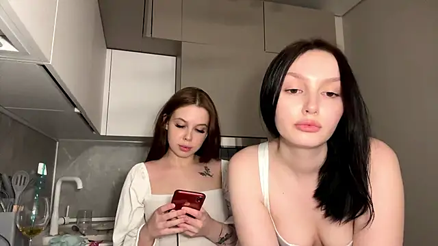 Živý XXX chat PinkClouds_