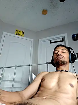 Show Webcam de BigPrettyDick777