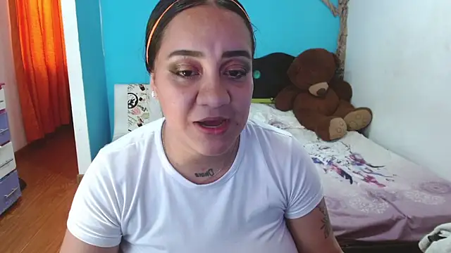 Andrea_deepsloppy 即時 XXX 聊天